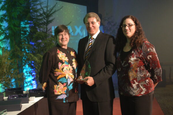 Best-educational program-SLSC-2007 Tim SassoonDSC_1206