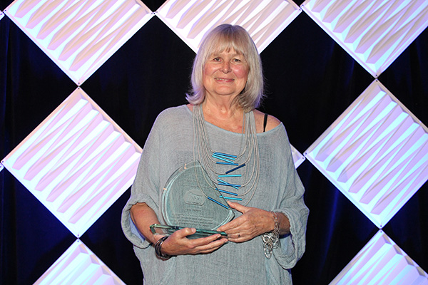 Outstanding-Achievement-Myers-IMG_4038